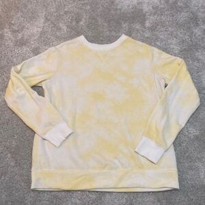 Pastel cloudy yellow sweatshirt crew neck